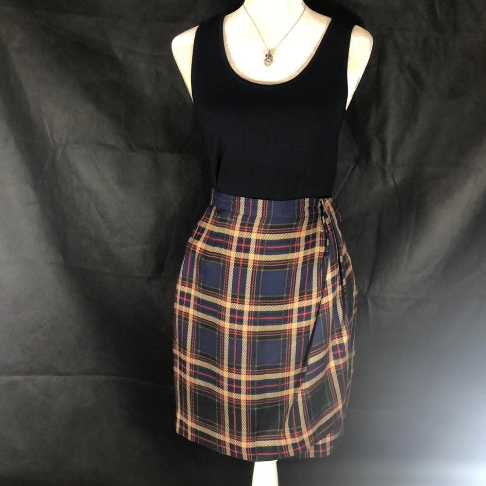 ELLEN TRACY PETITE , 3 Pieces ,Blouse ,Skirt, Top. - Picture 8 of 8